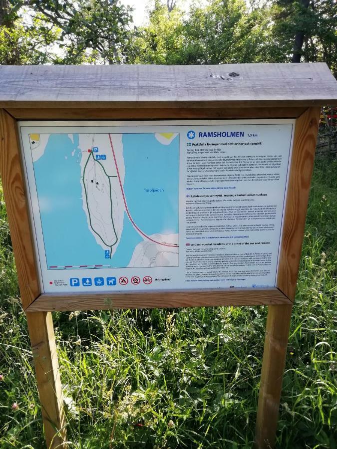 Mysig Stuga Naera Havet Och Naturreservat Jomala Exterior foto